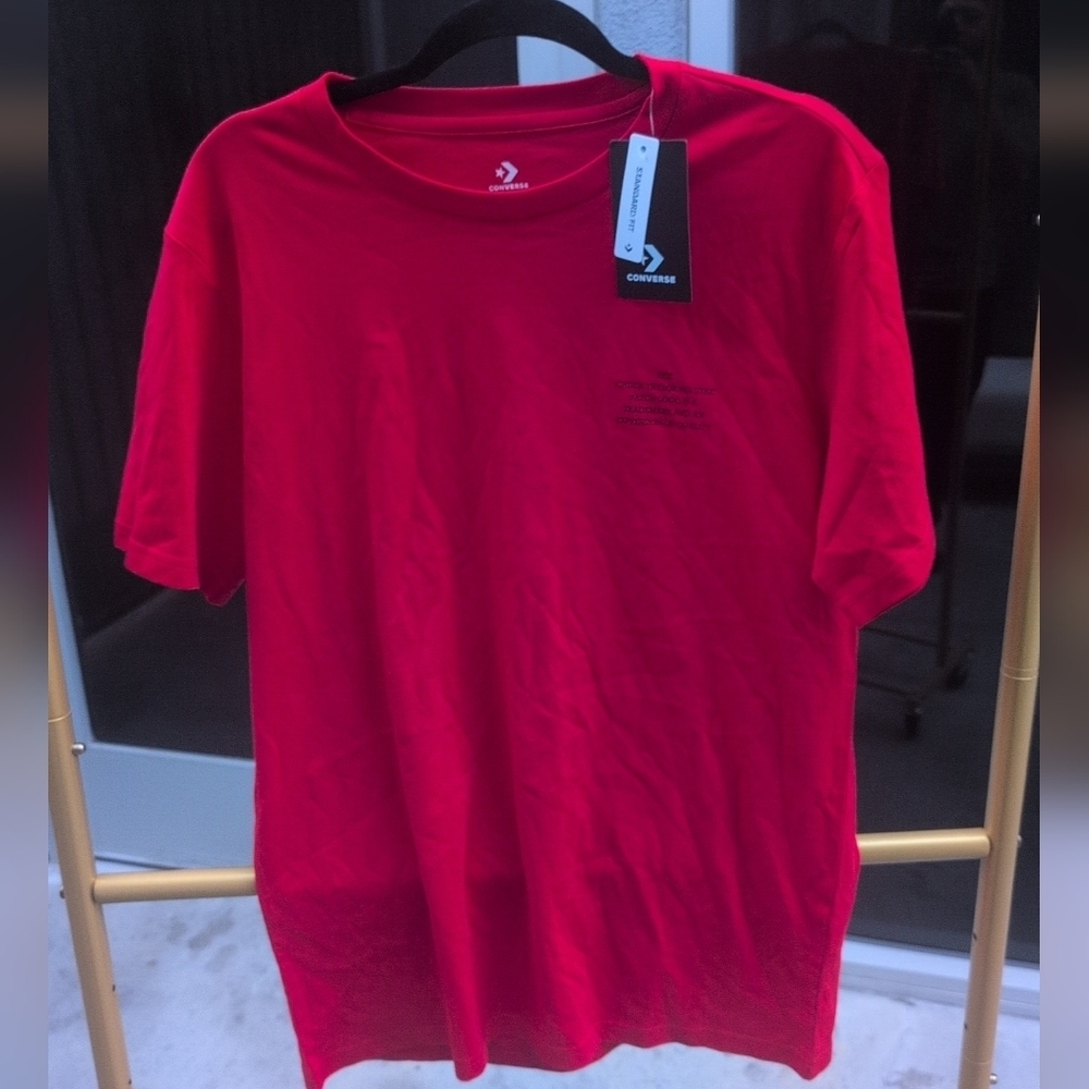 Converse Men’s Red Crew Neck T-Shirt Size Medium NWT
